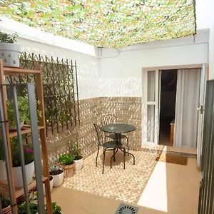 https://apartamento-luna-2-con-patio.es-andalucia.com
